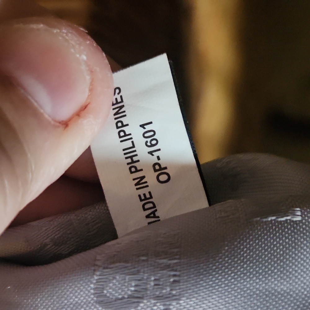 Michael Kors lavender shoulder bag - Picture 9 of 10